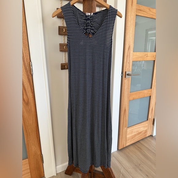 Gap Sleeveless Knit Midi V-Neck Dress‎ Navy/White Striped Viscose Spandex XS EUC - Picture 4 of 12